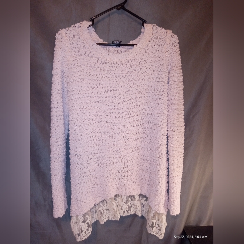 New Direction cream color popcorn sweater